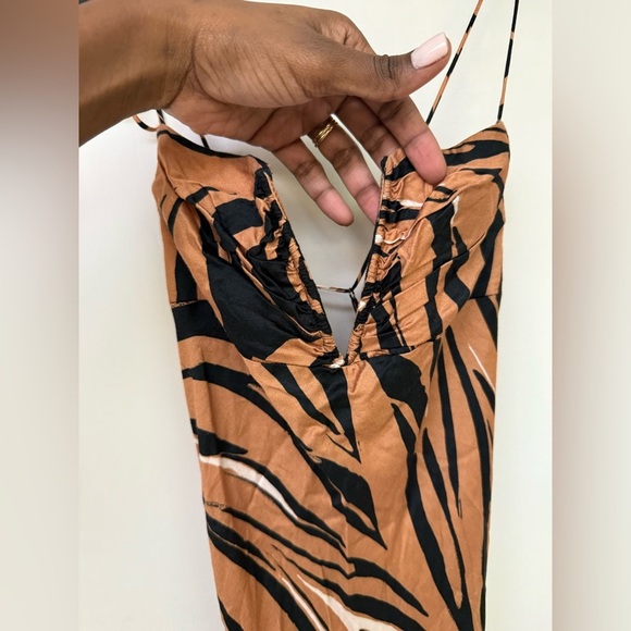 Sun Becomes Her Dress / Size 4 - Picture 6 of 7